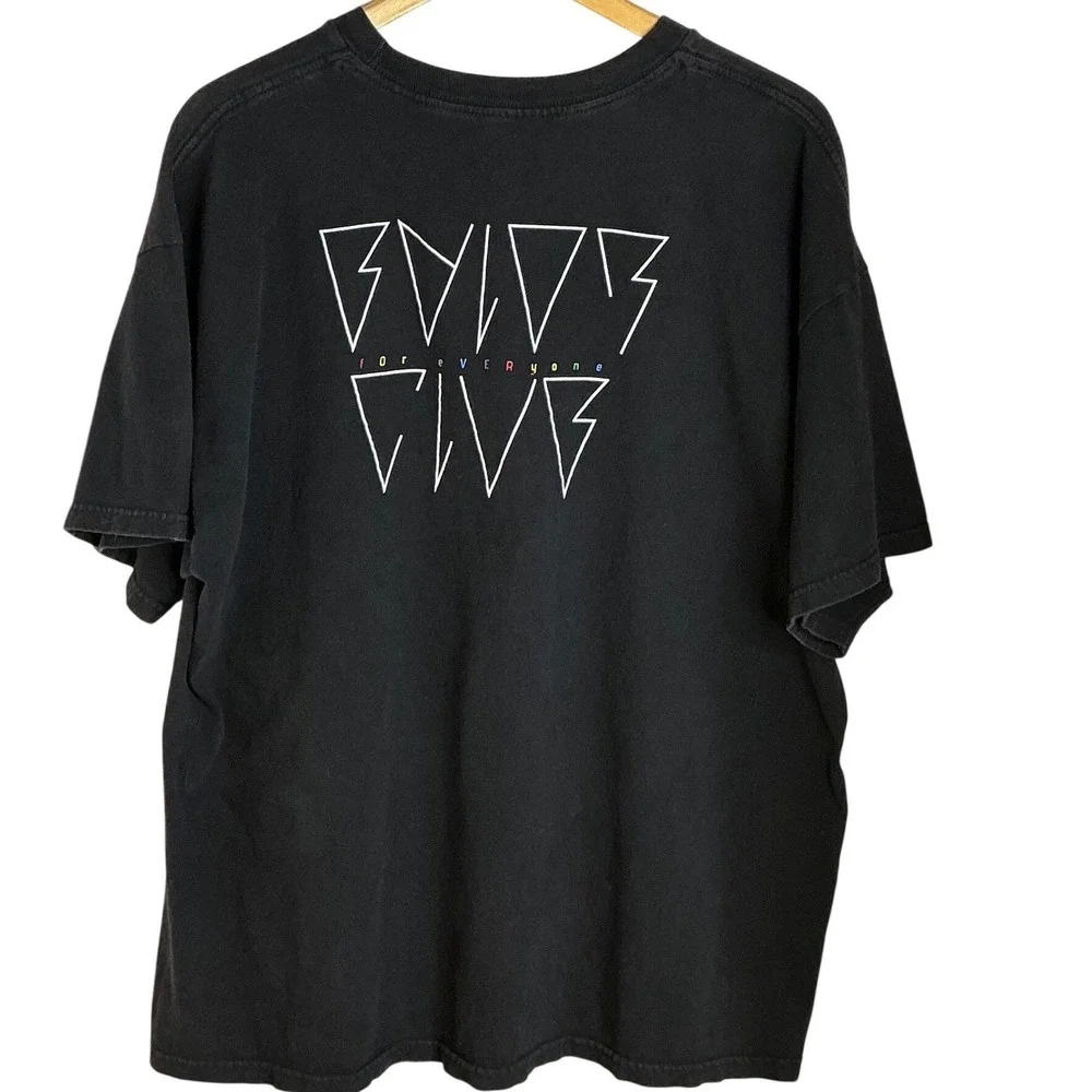Marvel Pride Love Is Love Graphic T Shirt Black Rainbow‎ Lightning Unisex XL